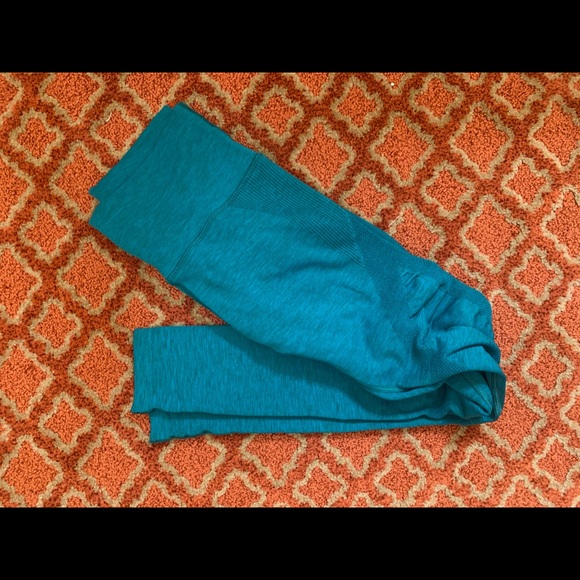 ALPHALETE TURQUOISE LEGGINGS - Picture 2 of 4